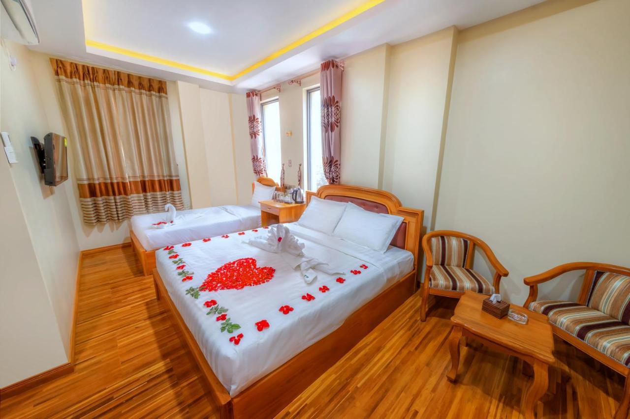 Hotel Friendship Mandalay Exterior photo