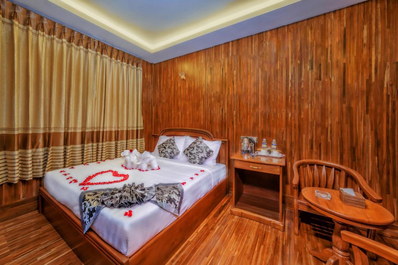 Hotel Friendship Mandalay Exterior photo